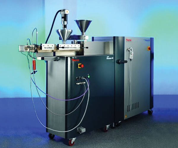 haake-polylab-os-twin-screw-compounder-250206